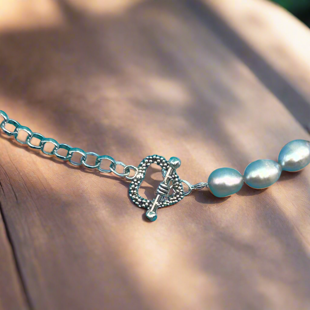 Heart of Pearls Necklace