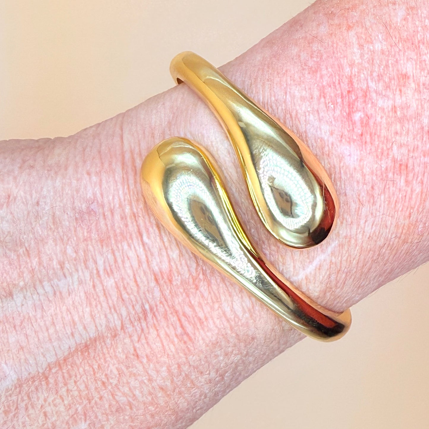 Golden Teardrop Bangle